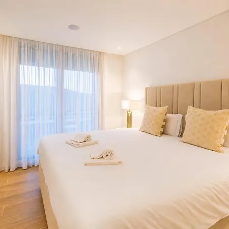 Ocean View Modern Retreat With Pool & Sunset Views Apartament